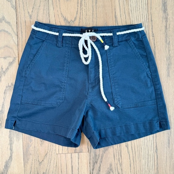 Pants - Letters To Juliet LTJ Women’s Navy Blue Chino Shorts with White Rope Belt Size S